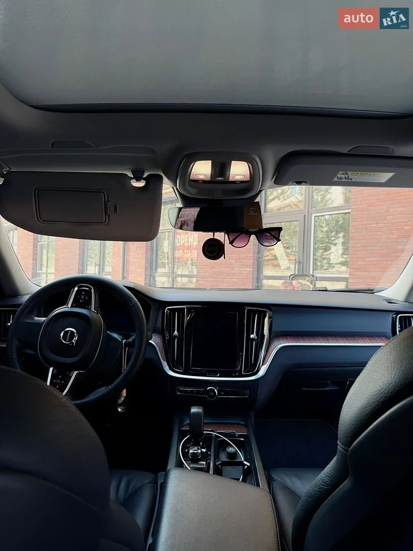 2023 Volvo S60 - мініатюра 24