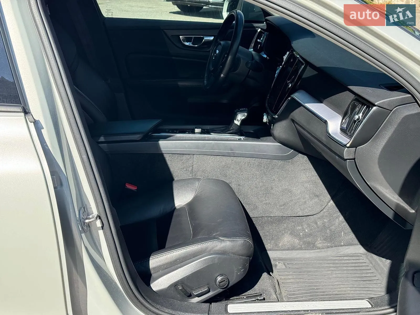 2020 Volvo S60 - мініатюра 23