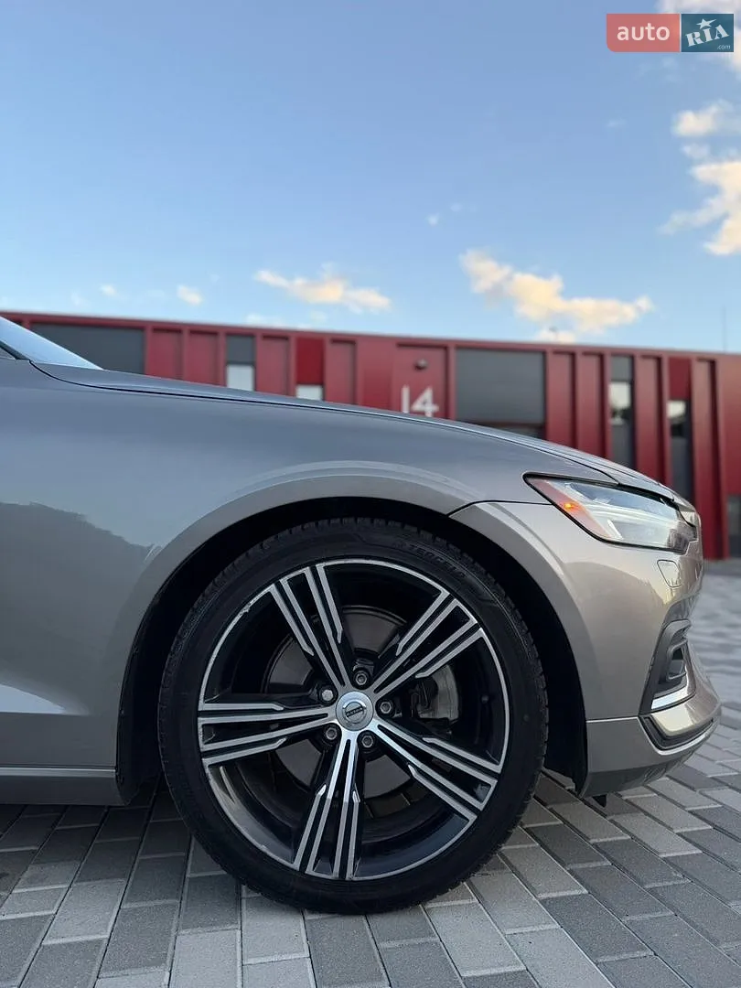 2019 Volvo S60 - мініатюра 14