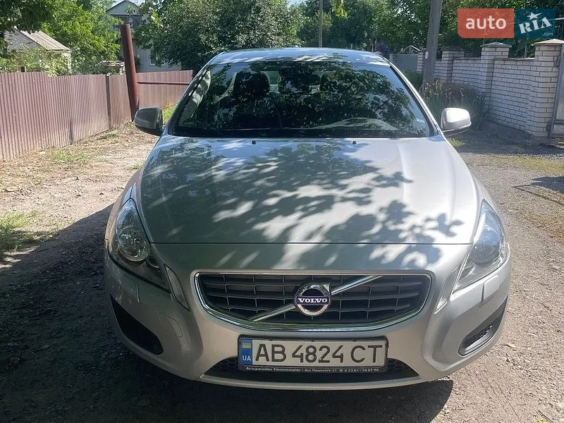 Volvo S60