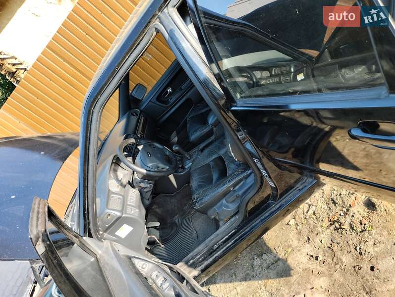 Седан Volvo S70 1998 в Богодухове