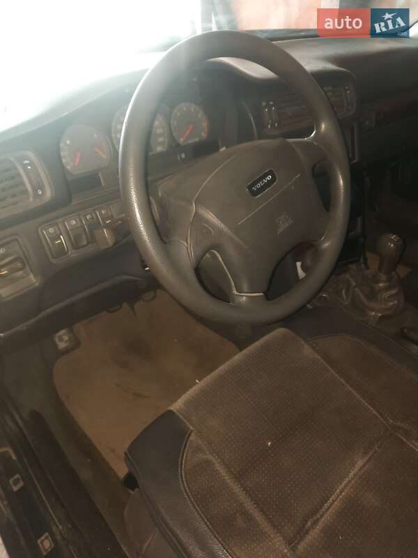 Седан Volvo S70 1998 в Киеве