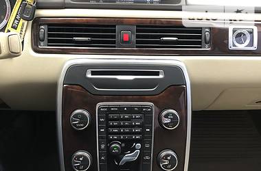 Седан Volvo S80 2013 в 