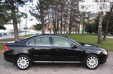 Седан Volvo S80 2012 в Днепре