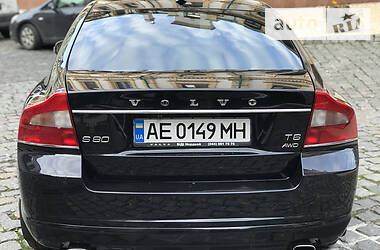 Седан Volvo S80 2010 в Киеве