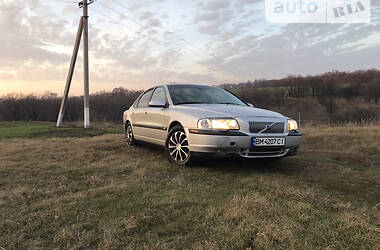 Седан Volvo S80 2000 в Охтирці