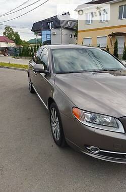 Седан Volvo S80 2012 в Ровно