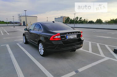 Седан Volvo S80 2009 в Ровно