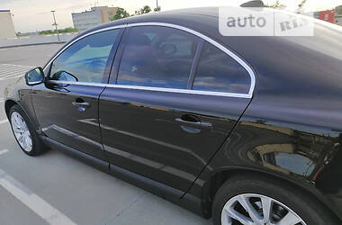 Седан Volvo S80 2009 в Ровно