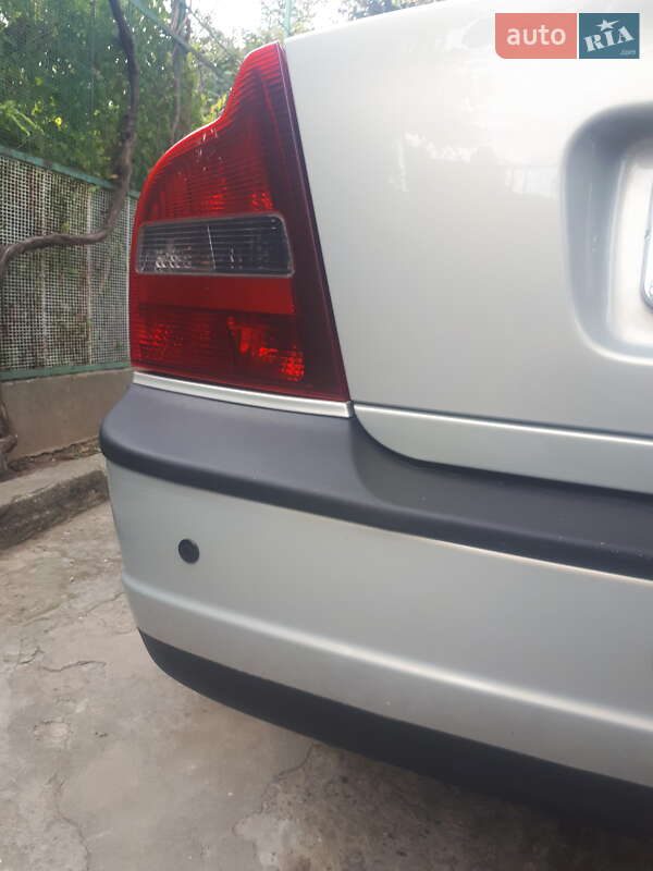 Седан Volvo S80 2002 в Овидиополе