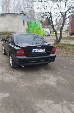 Седан Volvo S80 2000 в Рокитному