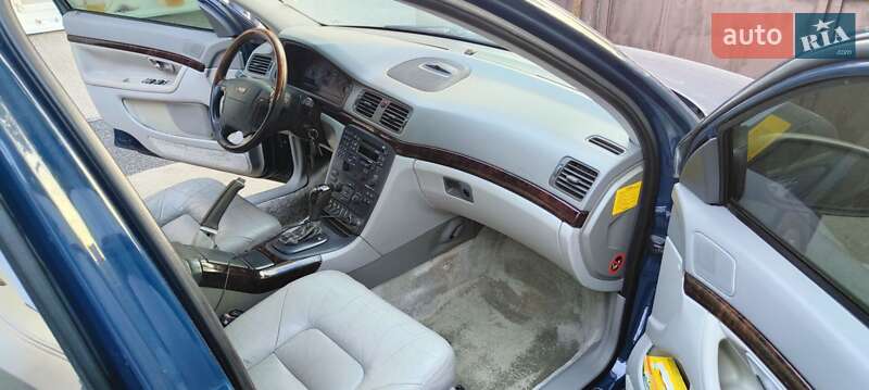 Седан Volvo S80 2000 в Ізмаїлі