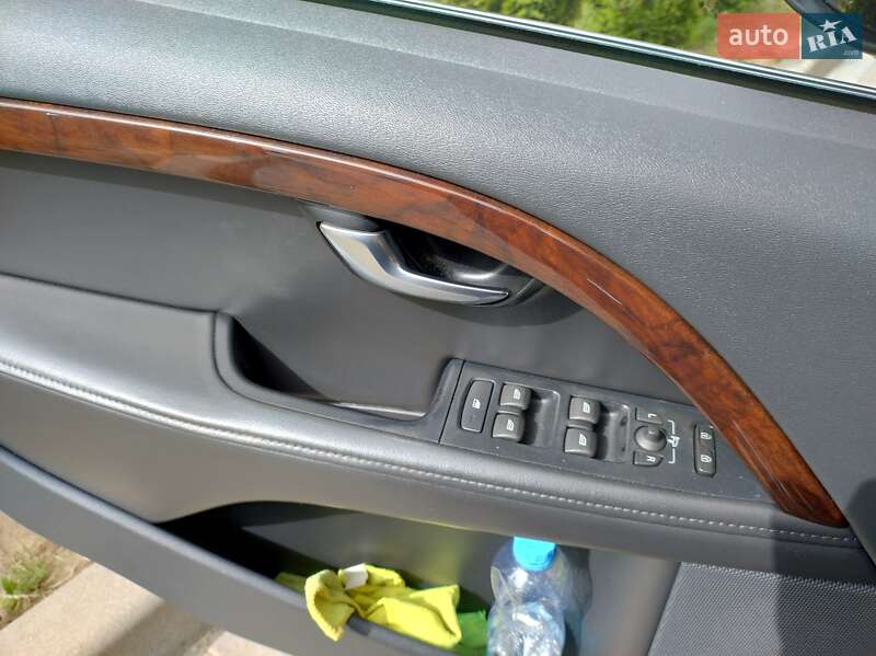 Седан Volvo S80 2013 в Львові