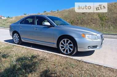 Седан Volvo S80 2011 в Николаеве