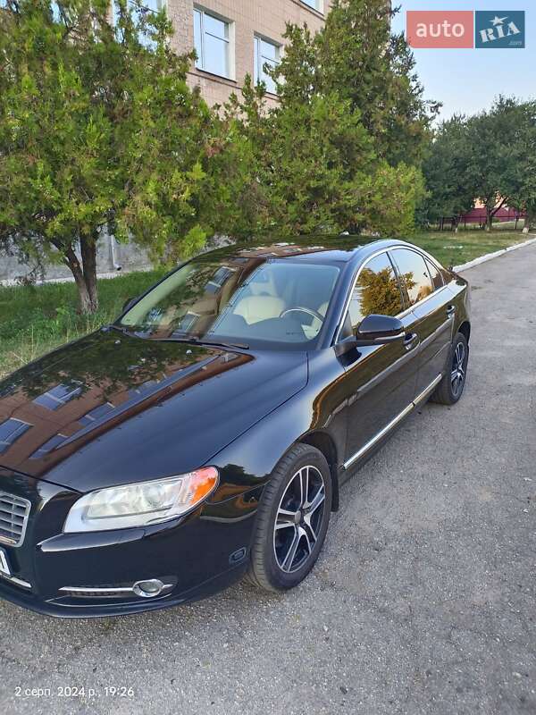 Седан Volvo S80 2013 в Лохвице фото 2 Седан Volvo S80 2013 в Лохвице
