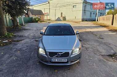 Седан Volvo S80 2011 в 