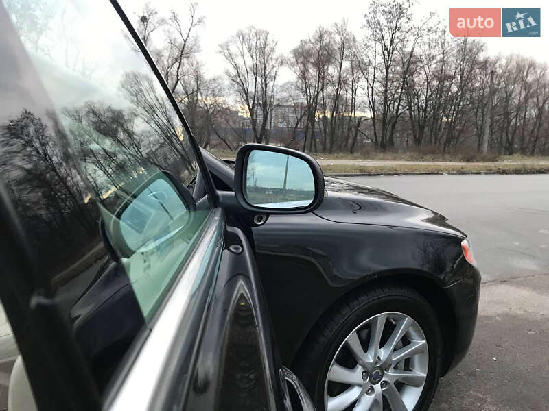 Седан Volvo S80 2014 в Чернівцях