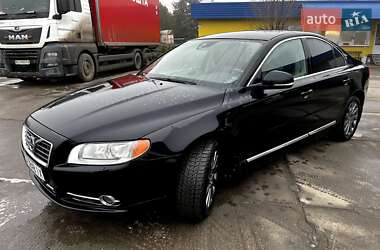 Седан Volvo S80 2011 в Умані