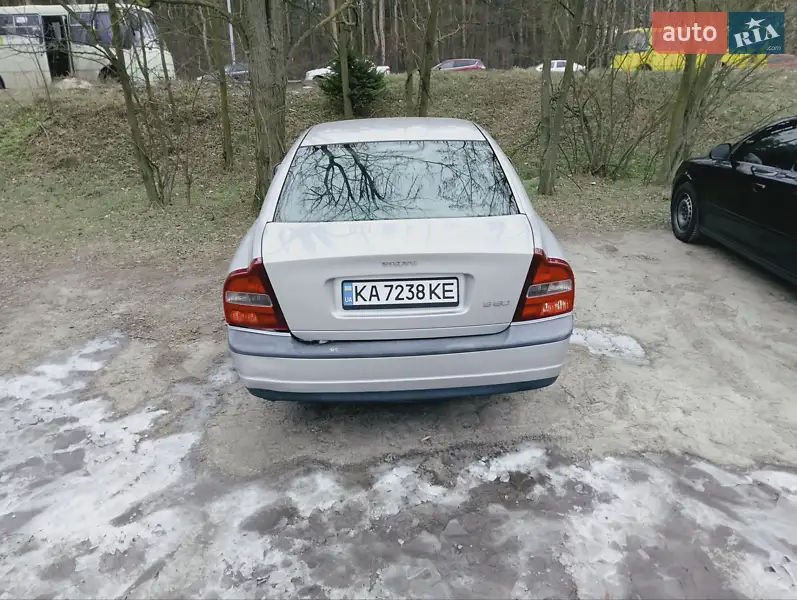 Volvo S80