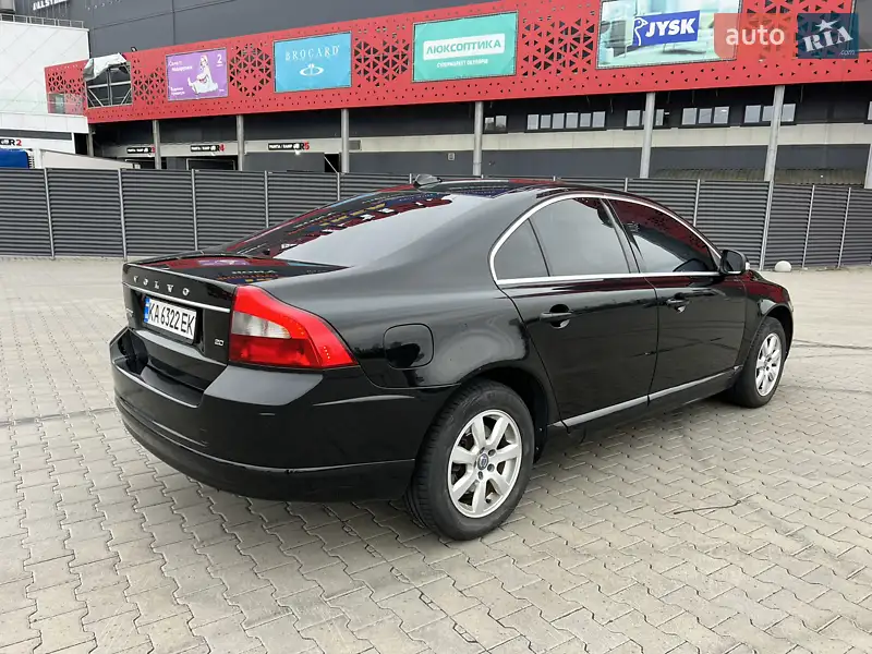 Седан Volvo S80 2010 в 