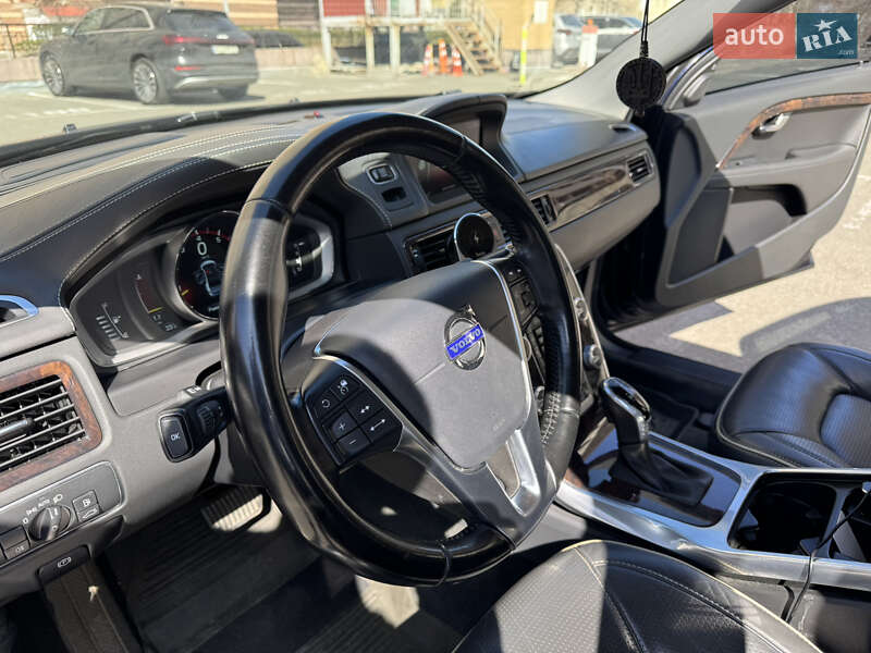 Седан Volvo S80 2015 в Киеве фото 14 Седан Volvo S80 2015 в Киеве