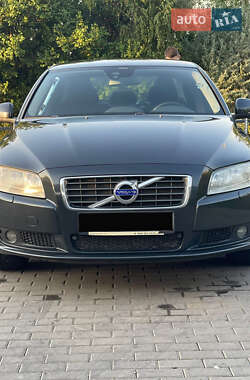 Седан Volvo S80 2012 в 