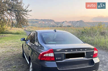 Седан Volvo S80 2012 в 