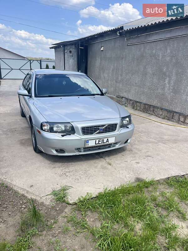 Volvo S80 2003