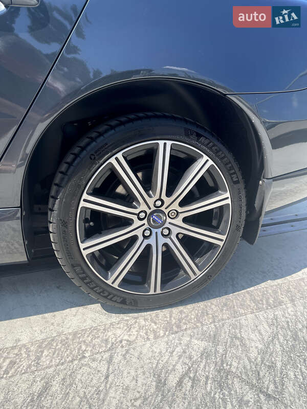 Седан Volvo S80 2014 в Киеве фото 50 Седан Volvo S80 2014 в Киеве