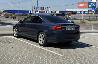 Седан Volvo S80 2010 в 
