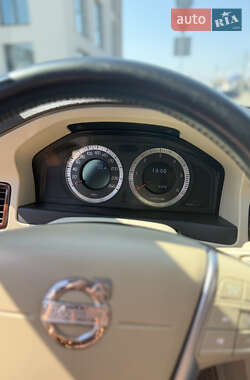 Седан Volvo S80 2010 в 
