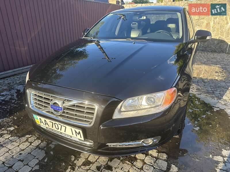 Седан Volvo S80 2010 в Киеве