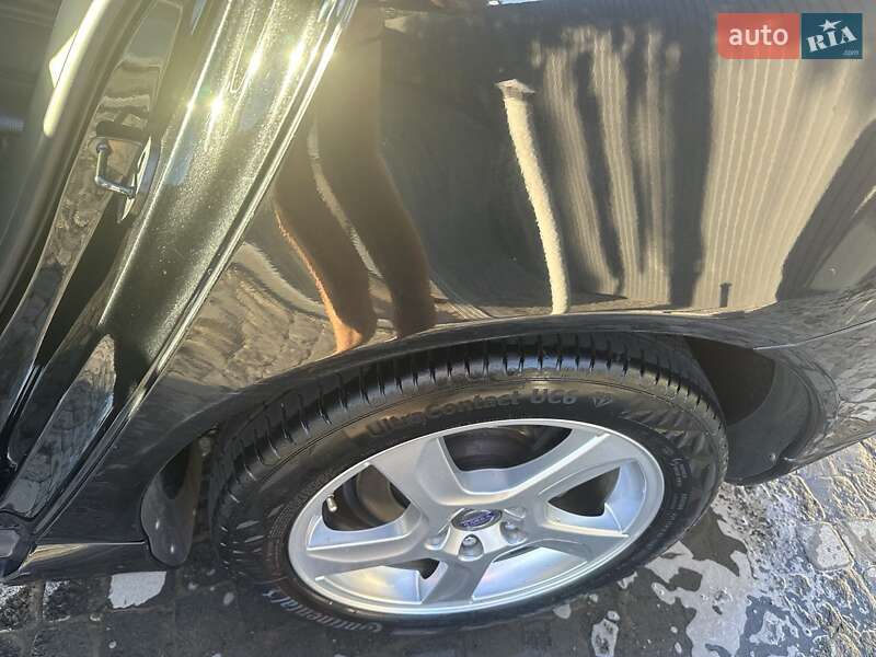 Седан Volvo S80 2010 в Киеве