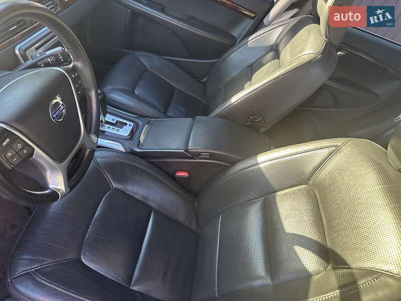 Седан Volvo S80 2010 в Киеве