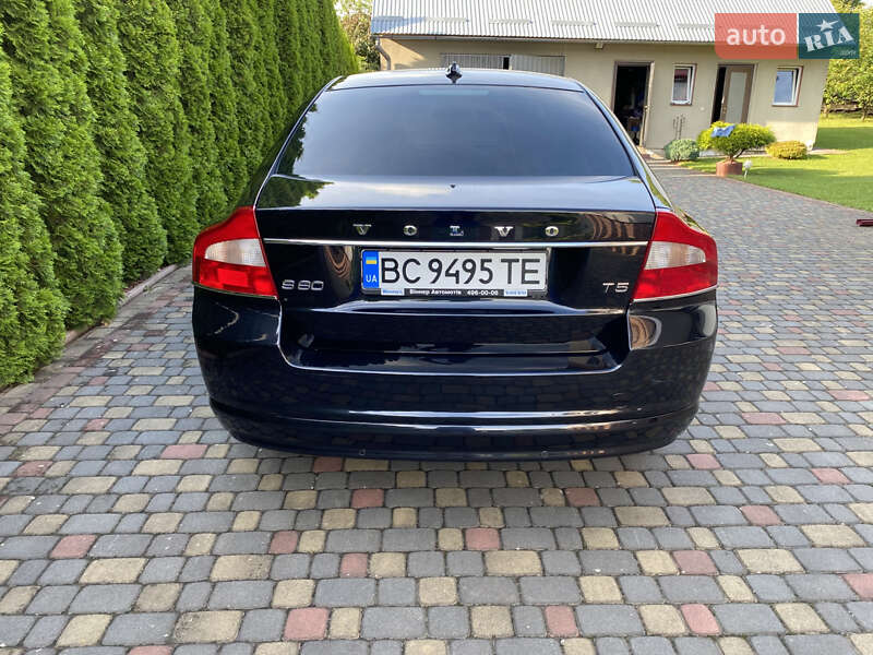 Седан Volvo S80 2012 в Львові