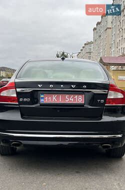 Седан Volvo S80 2016 в 