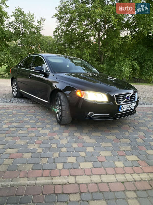 Седан Volvo S80 2012 в Львові