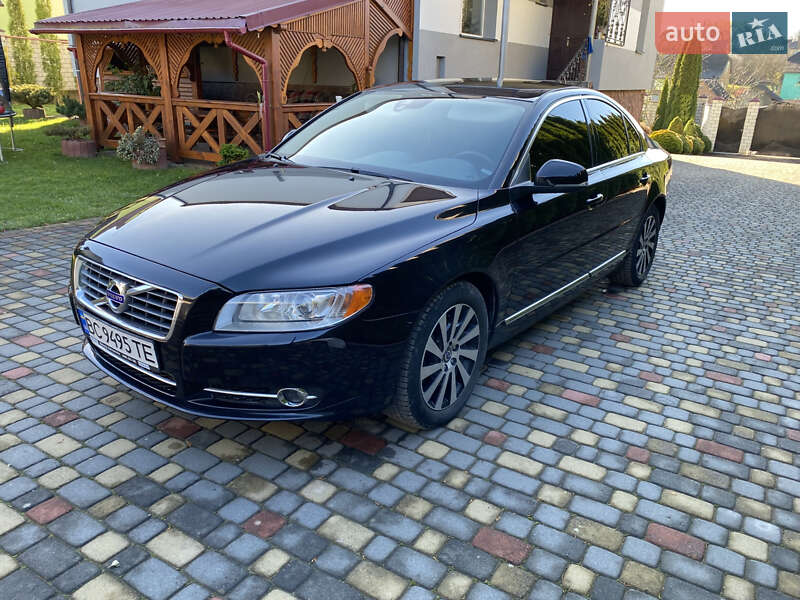 Седан Volvo S80 2012 в Львові