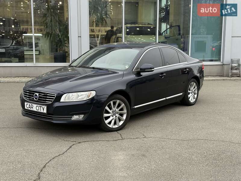 Седан Volvo S80 2014 в Киеве