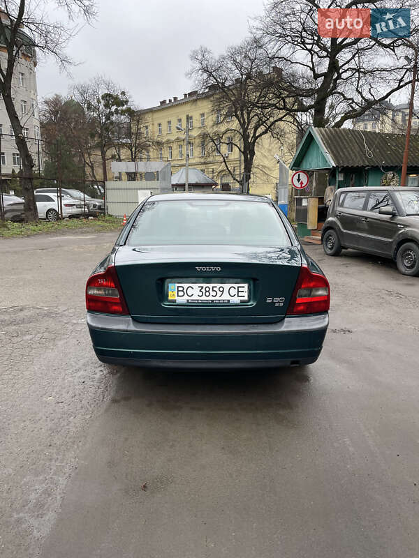Седан Volvo S80 2000 в Львове