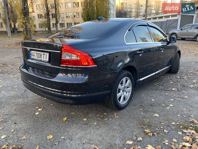 Седан Volvo S80 2013 в Киеве