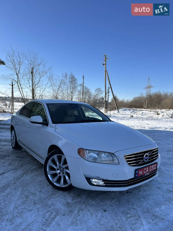 Седан Volvo S80 2015 в Рожнятове