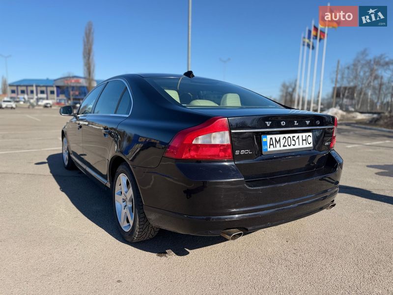 Седан Volvo S80 2010 в Житомире