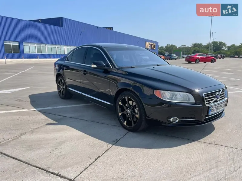 Volvo S80