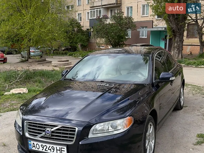Volvo S80