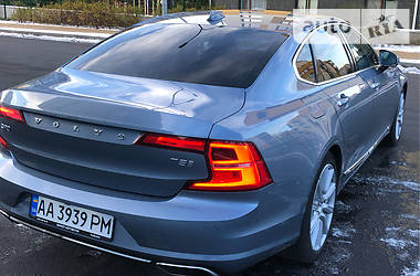 Седан Volvo S90 2017 в Киеве