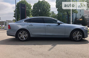 Седан Volvo S90 2017 в Киеве