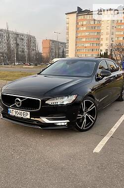 Седан Volvo S90 2018 в Івано-Франківську