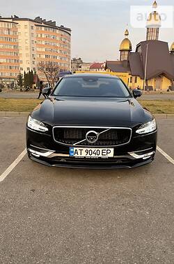 Седан Volvo S90 2018 в Івано-Франківську