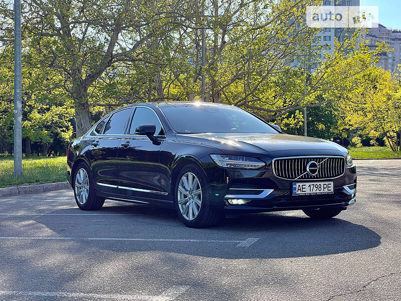 Седан Volvo S90 2019 в Одессе